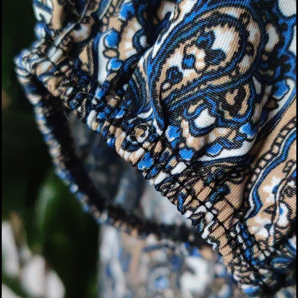 *💖 Summer dress with a great neck line hem - Picture 5 of 6